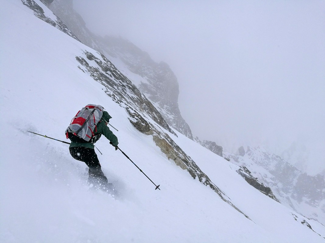Cala Cimenti e il suo Laila Peak con gli sci